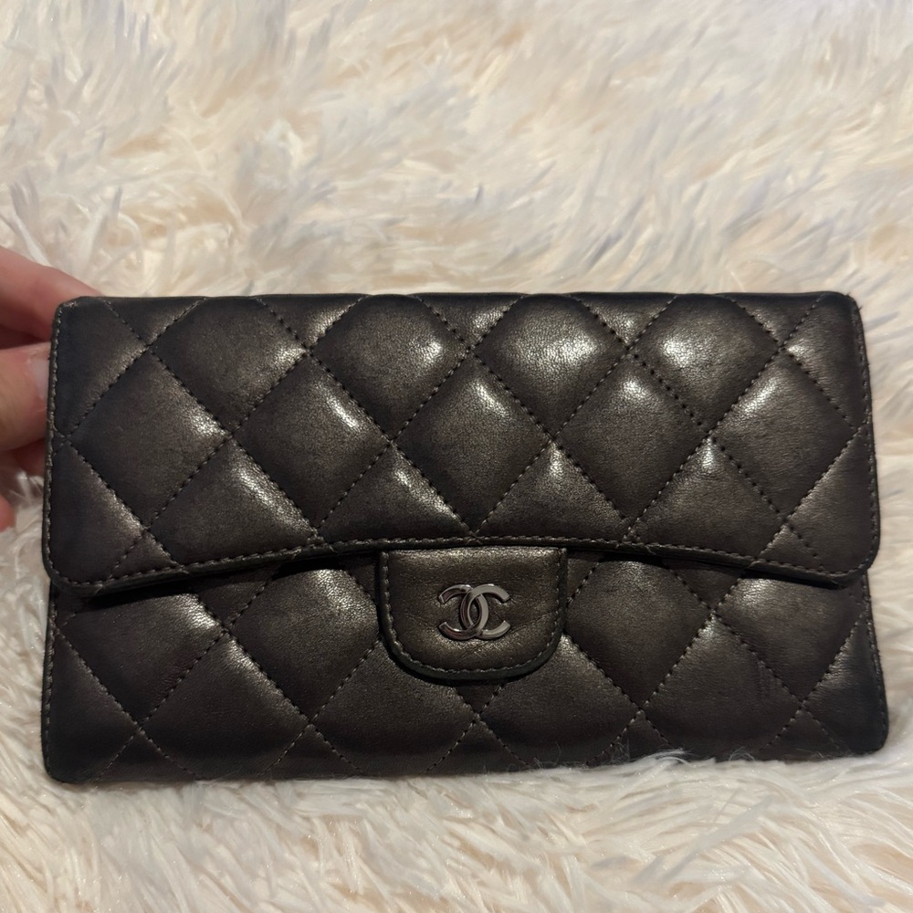 Bronze Chanel Classic Flap Wallet, quilted pattern and CC logo - sticker intact